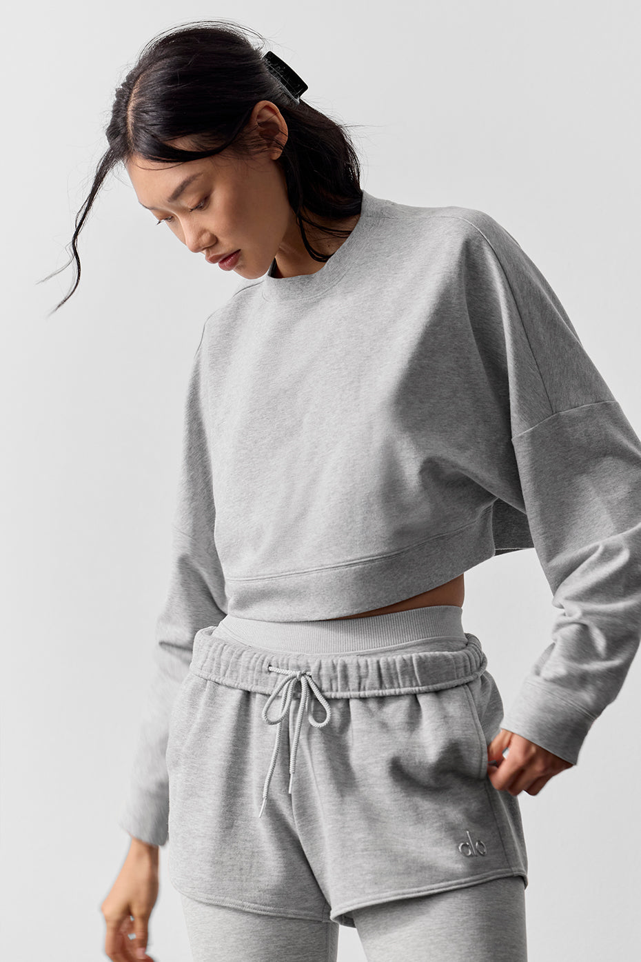 alo Cropped Sway Crew Neck Pullover - Athletic Heather Grey