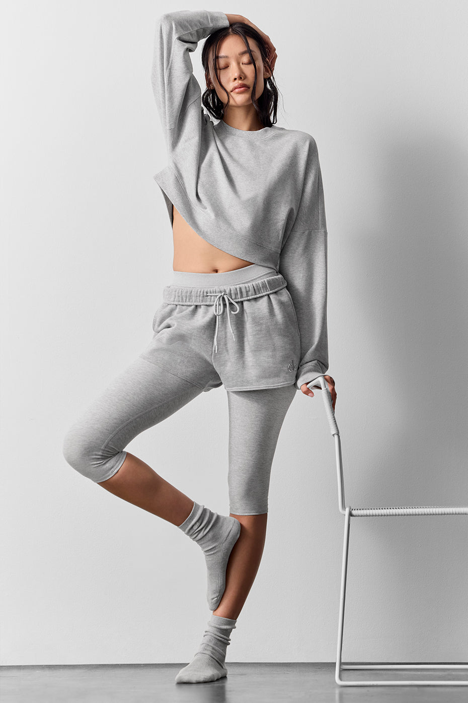 alo Cropped Sway Crew Neck Pullover - Athletic Heather Grey