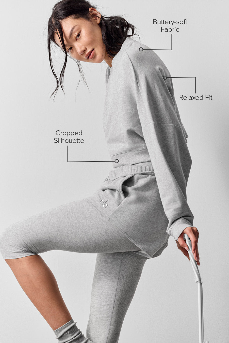 alo Cropped Sway Crew Neck Pullover - Athletic Heather Grey