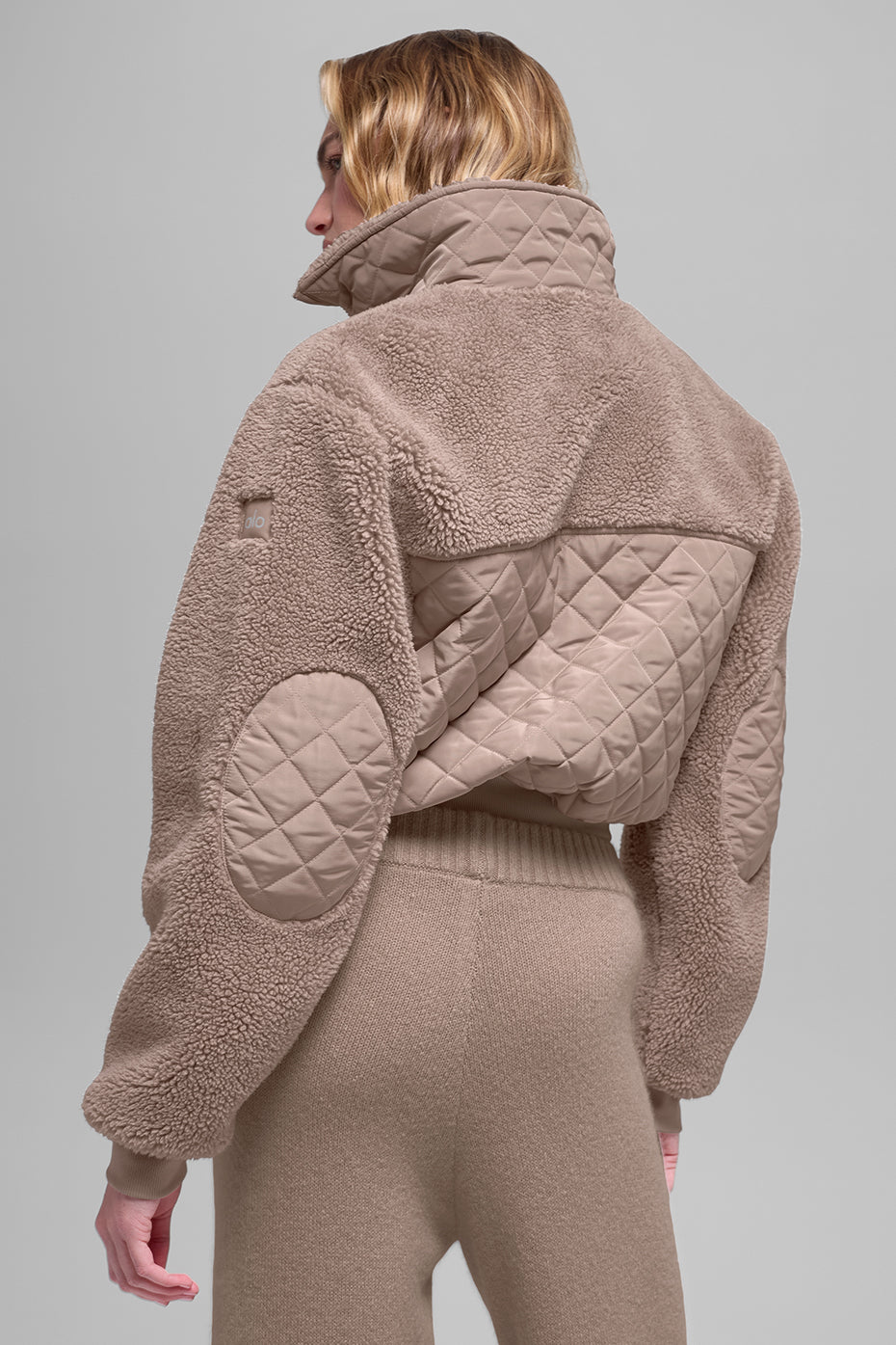 alo Sherpa Edge Bomber - Chai Latte