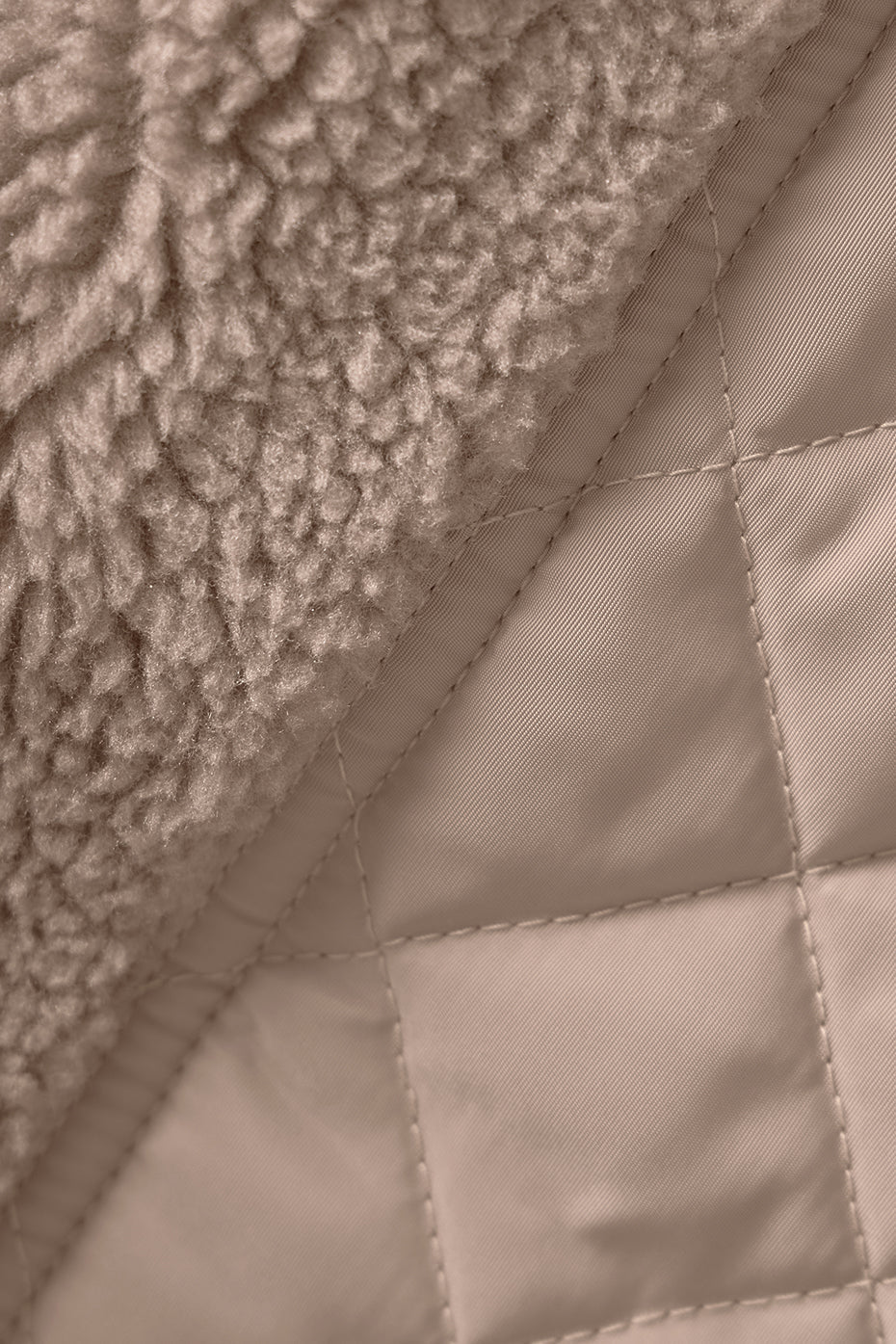 alo Sherpa Edge Bomber - Chai Latte