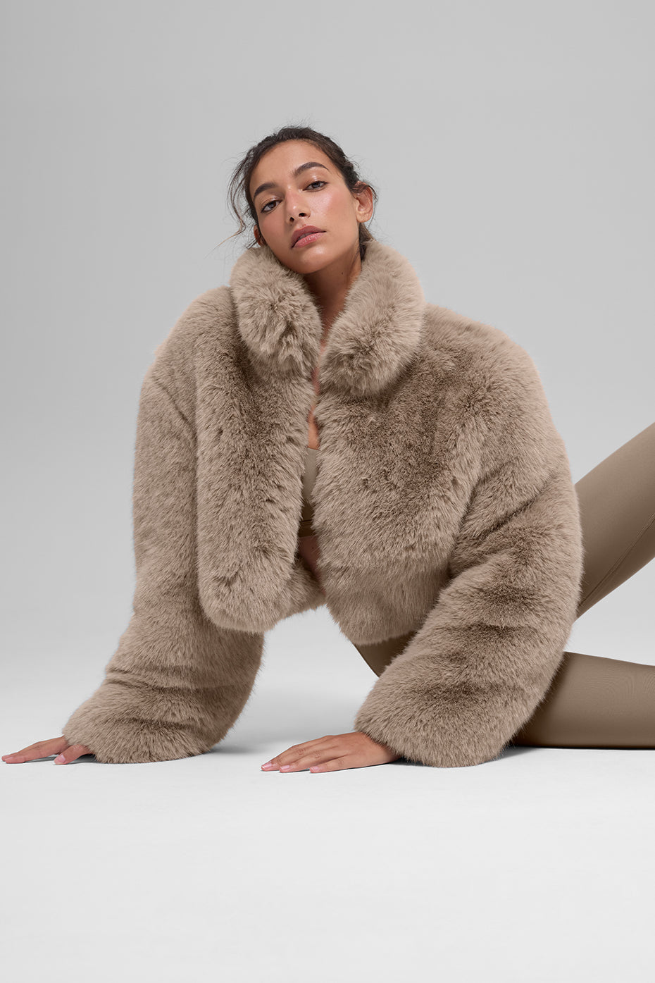 alo Opulent Faux Fur Cropped Jacket - Oat