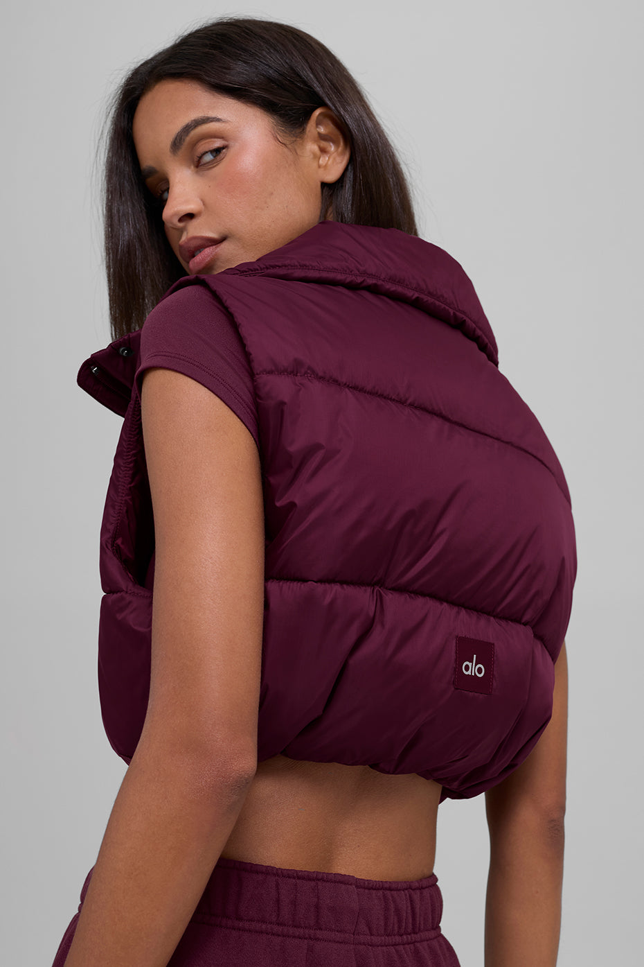 alo Cropped Gold Rush Puffer Vest - Burgundy