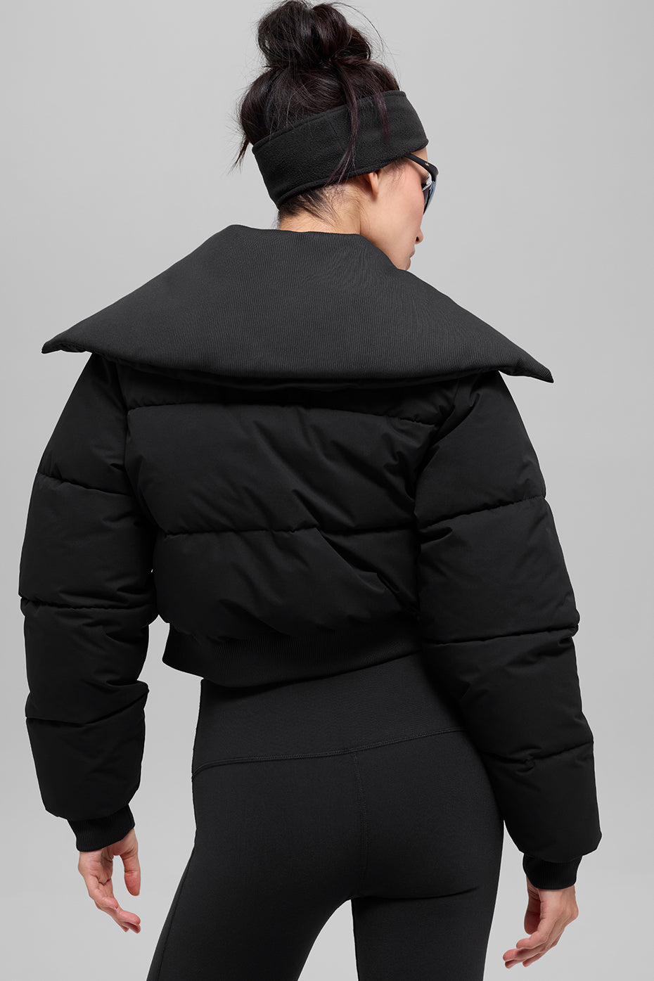 alo Captivate Puffer - Black