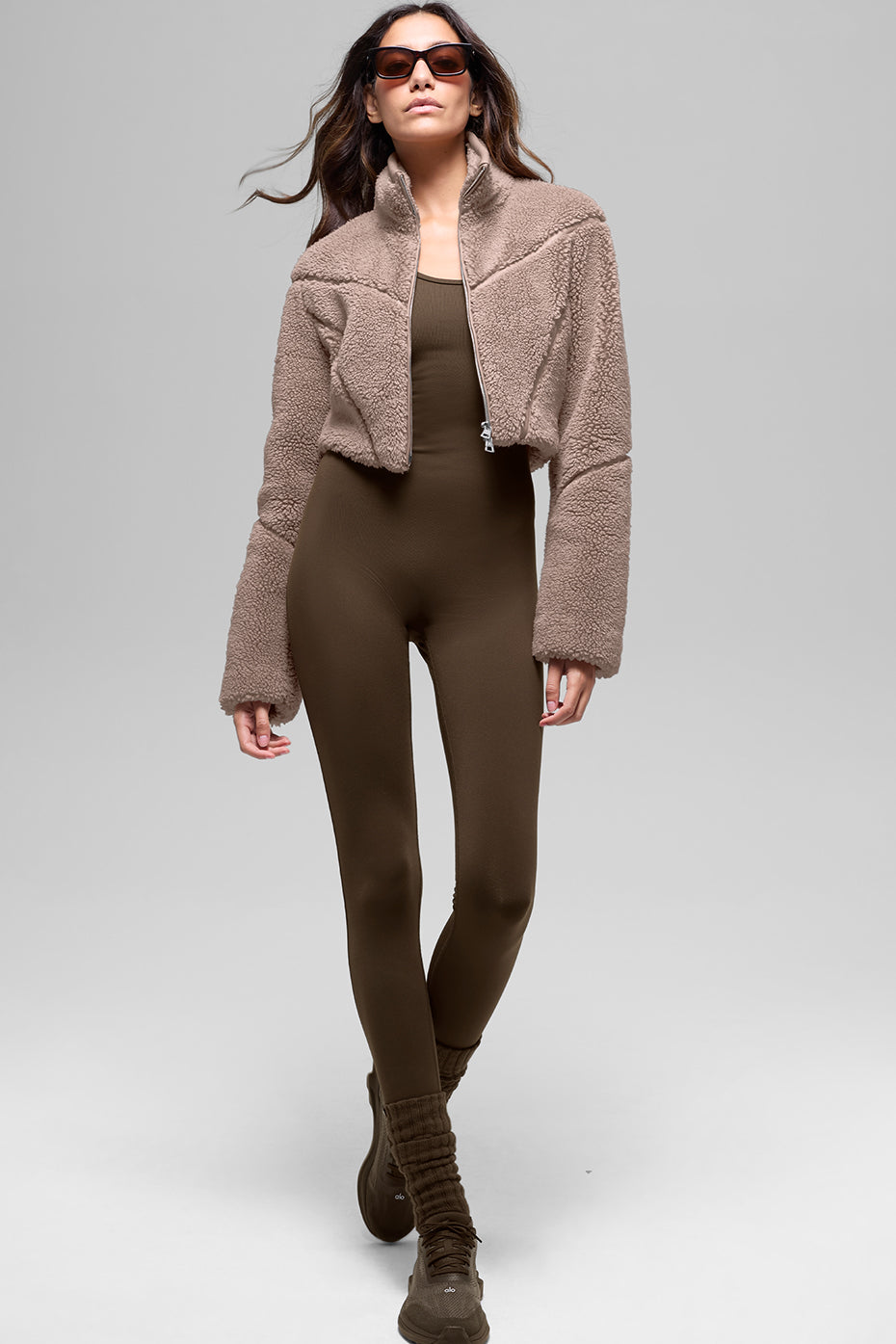alo Sherpa Cropped Slope Side Jacket - Chai Latte