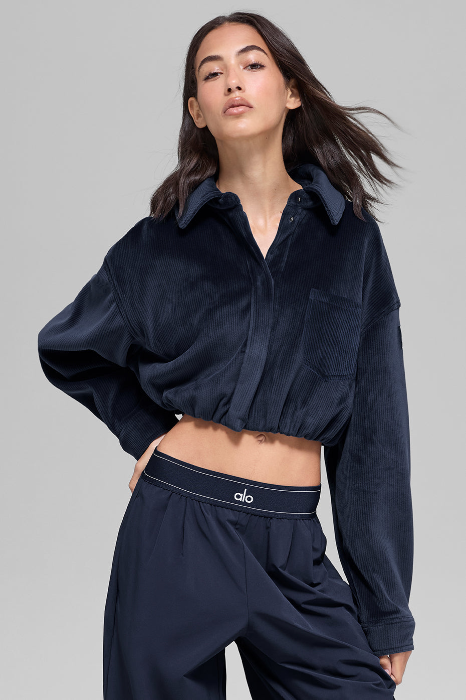 alo Ribbed Velour Cropped Mountain Side Jacket - Navy