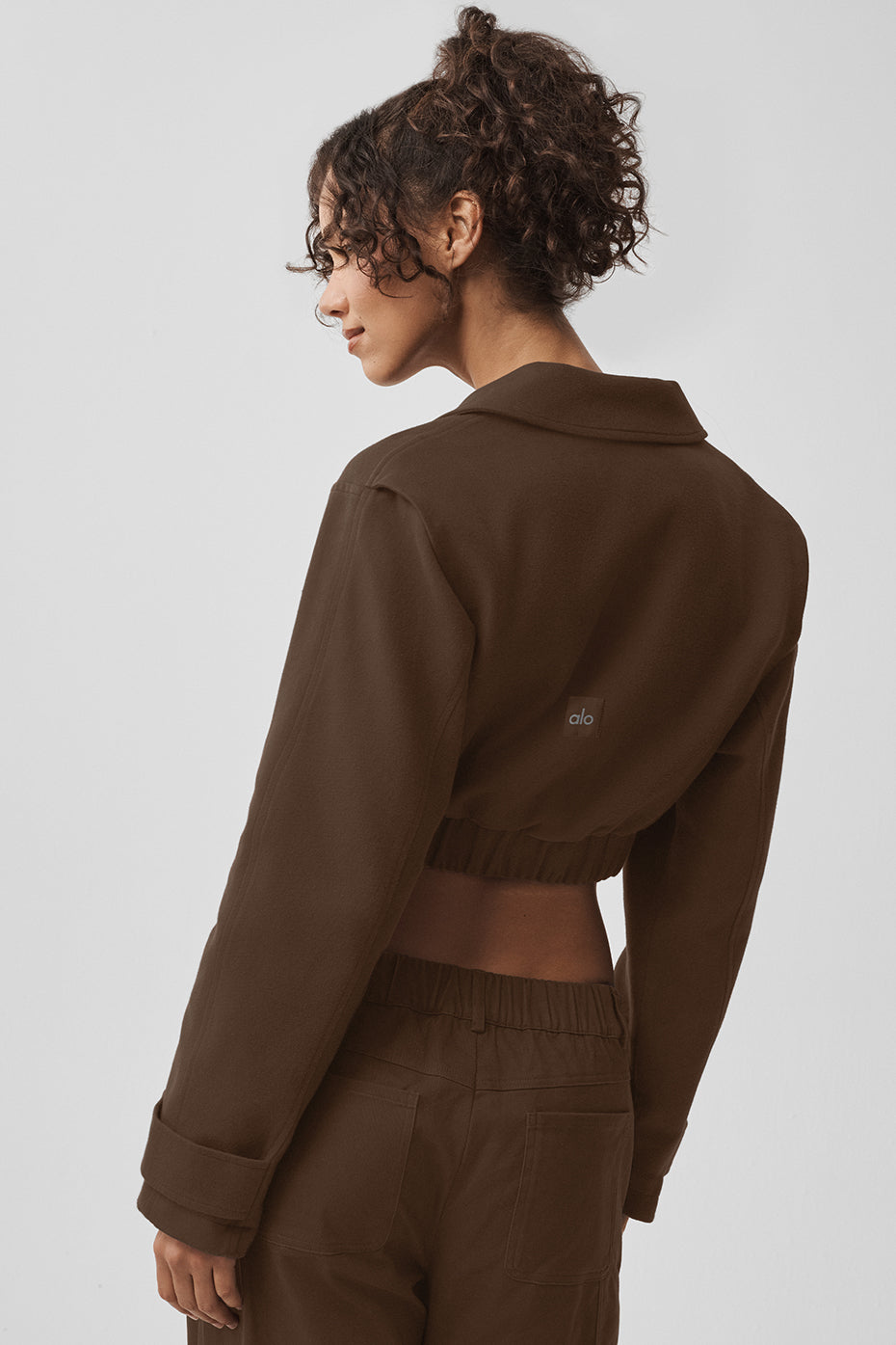 alo Cropped Cosmopolitan Jacket - Espresso