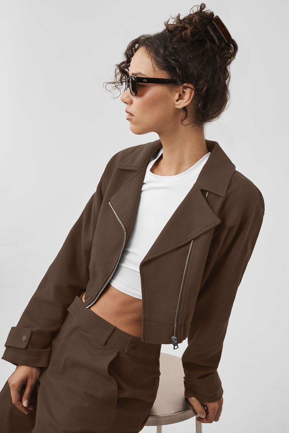alo Cropped Cosmopolitan Jacket - Espresso