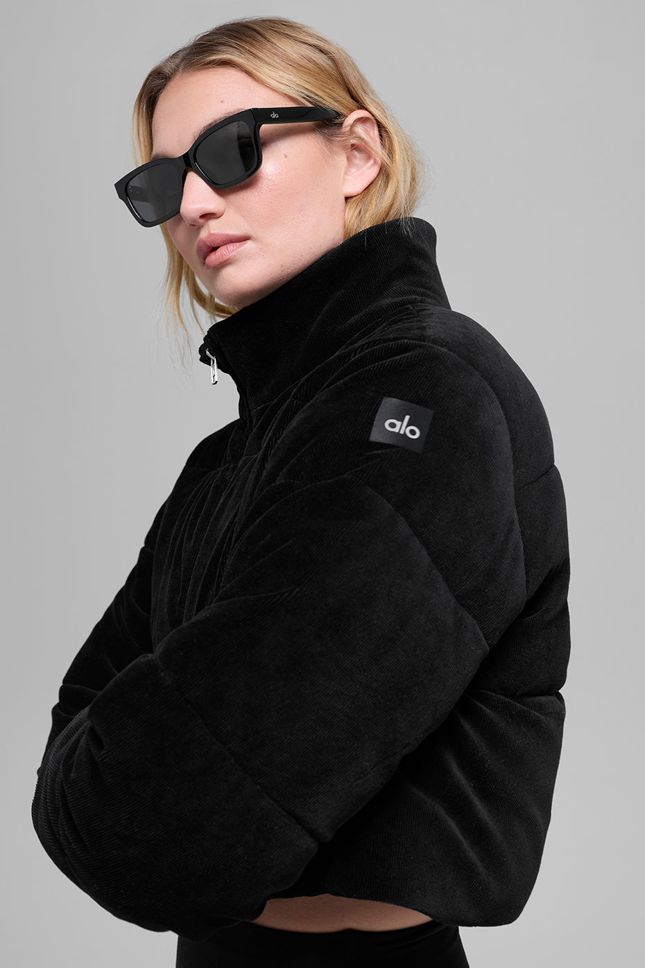 alo Micro Corduroy Dreamy Puffer - Black