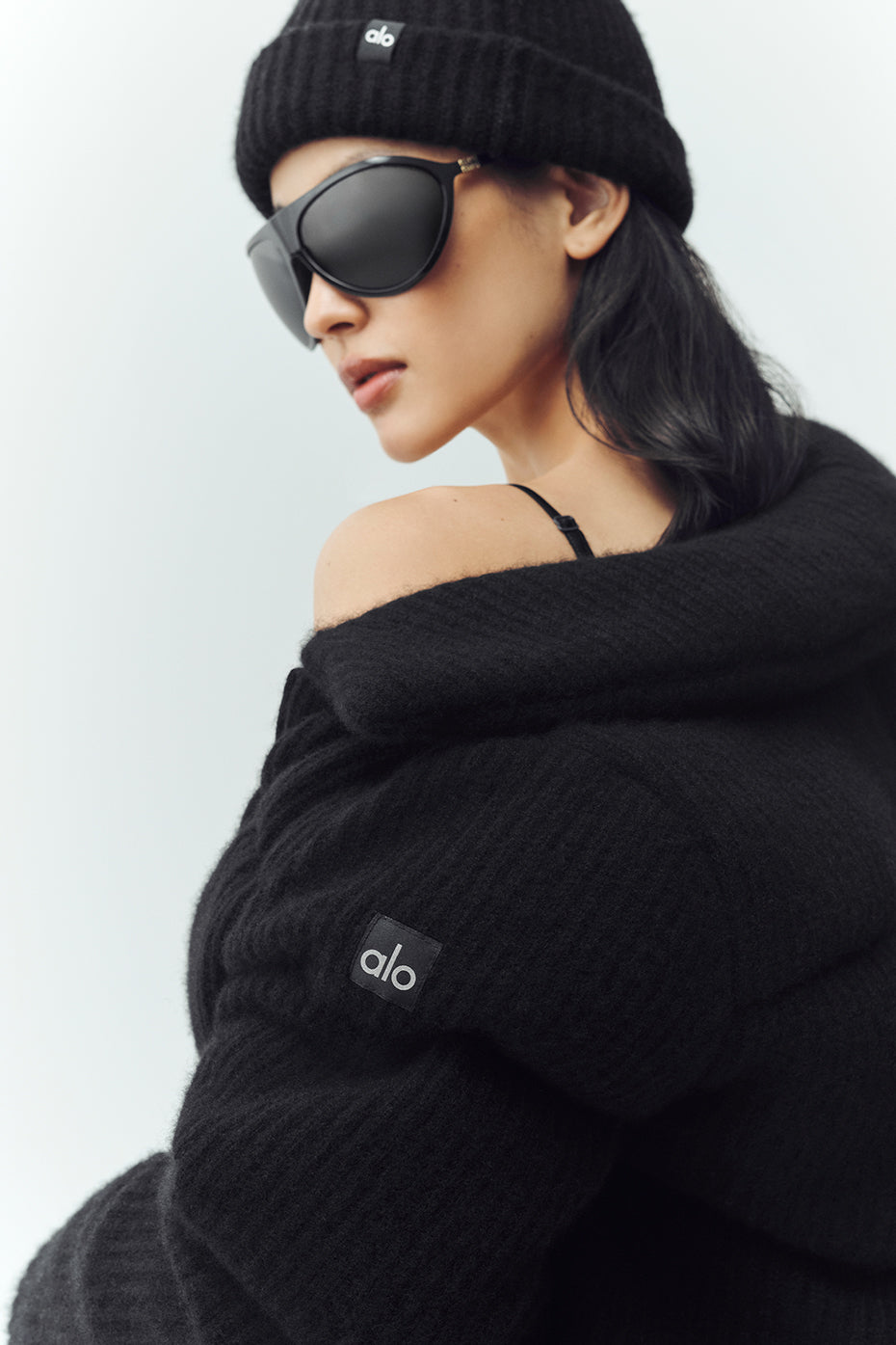 alo Cashmere Northstar Sweater Puffer - Black