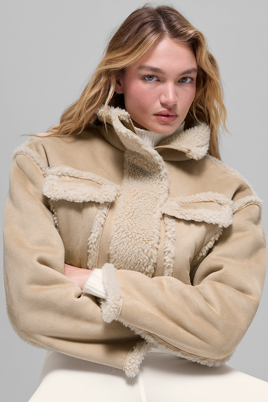 alo Faux Shearling Snowfall Cropped Jacket - Woodland Tan
