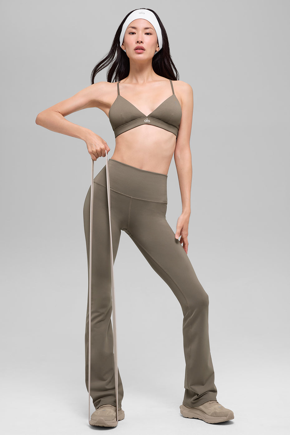 alo Airbrush High-Waist Bootcut Legging - Light Cocoa