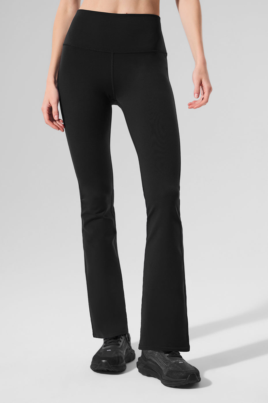 alo Airbrush High-Waist 7/8 Bootcut Legging - Black