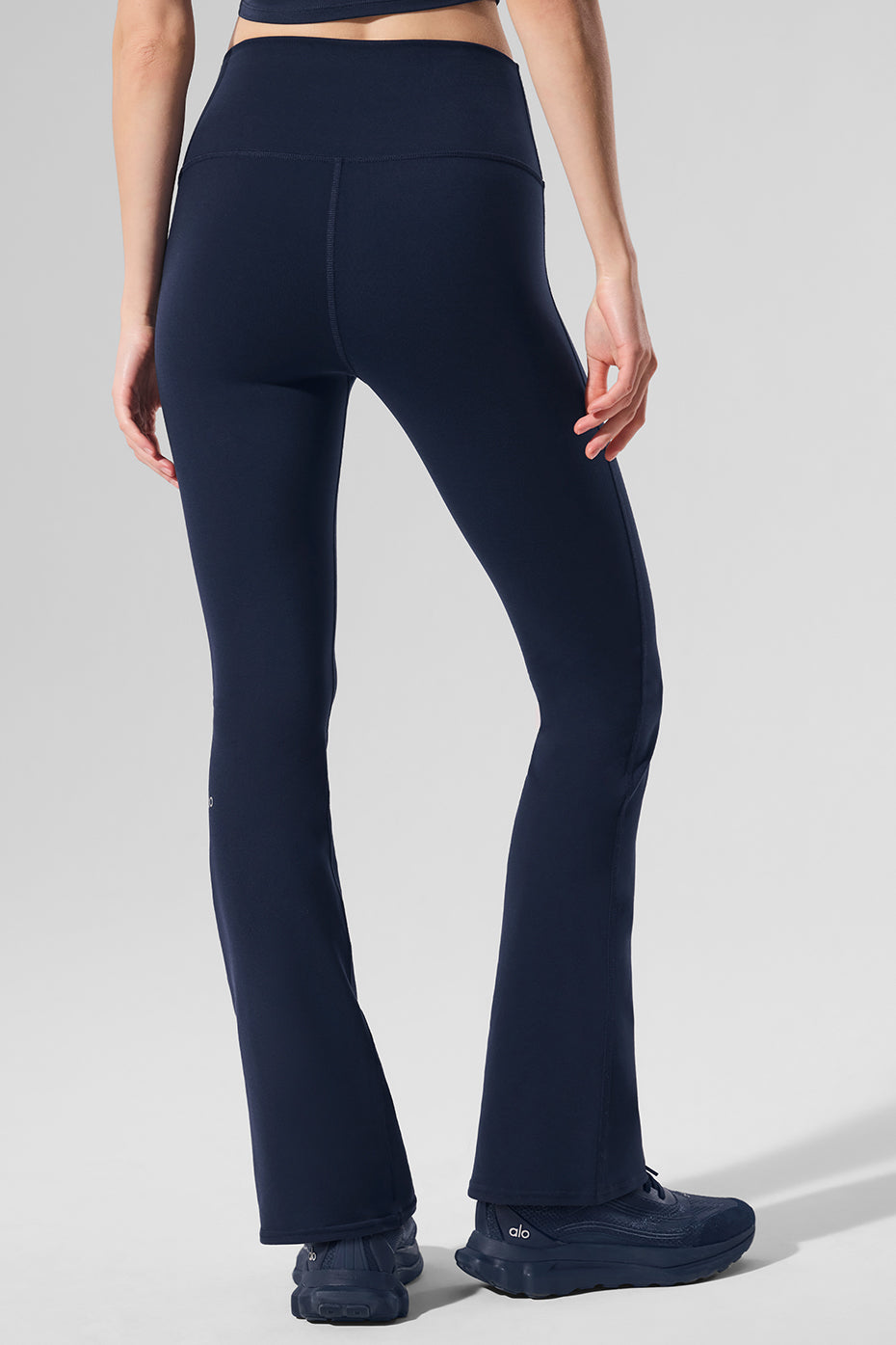 alo Airbrush High-Waist 7/8 Bootcut Legging - Navy