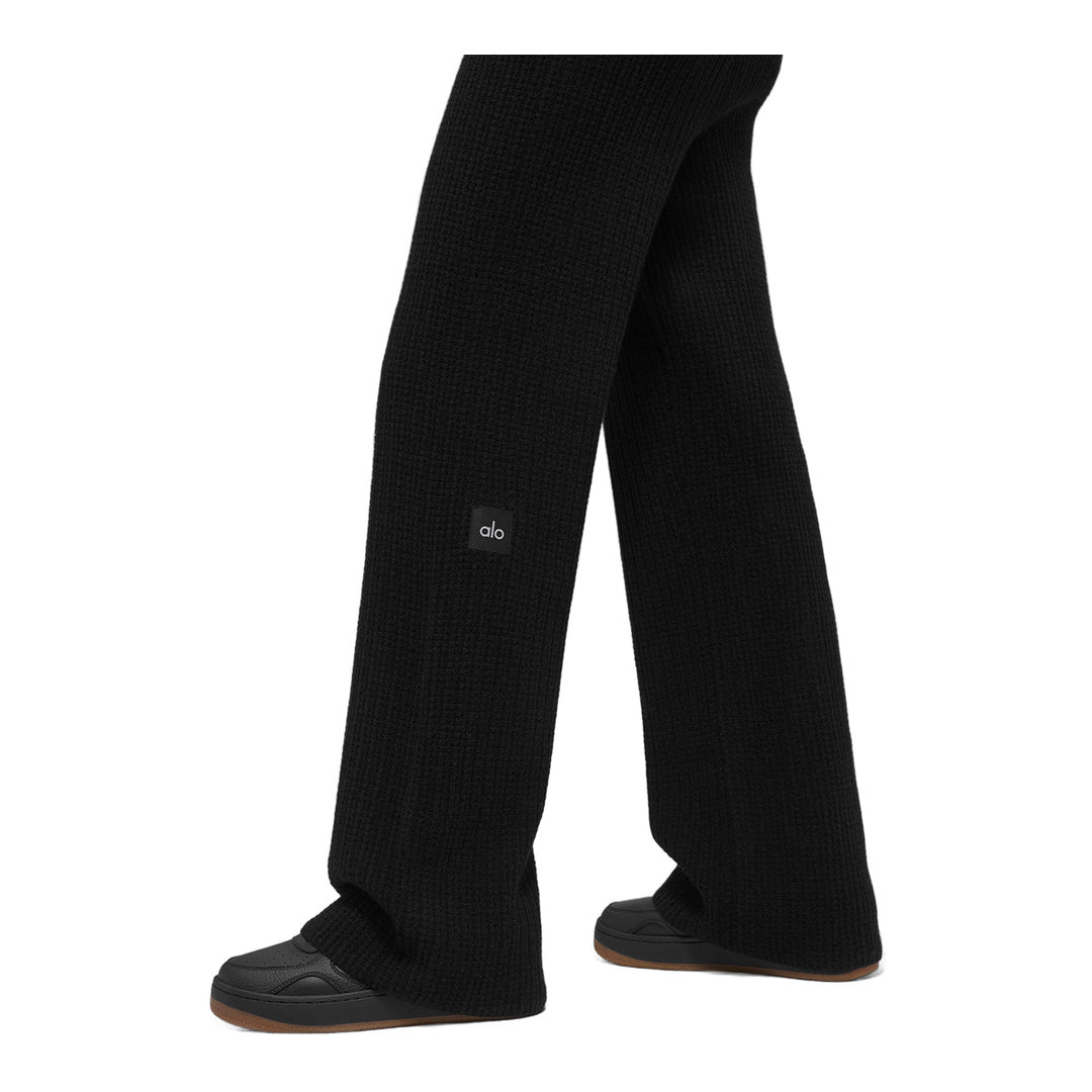 alo Cashmere High-Waist Plush Waffle Pant - Black