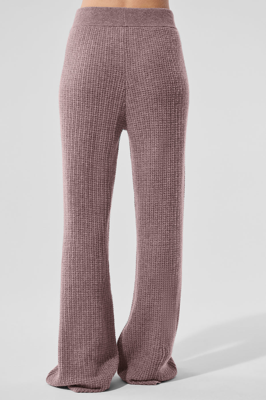 alo Cashmere High-Waist Plush Waffle Pant - Mushroom Heather