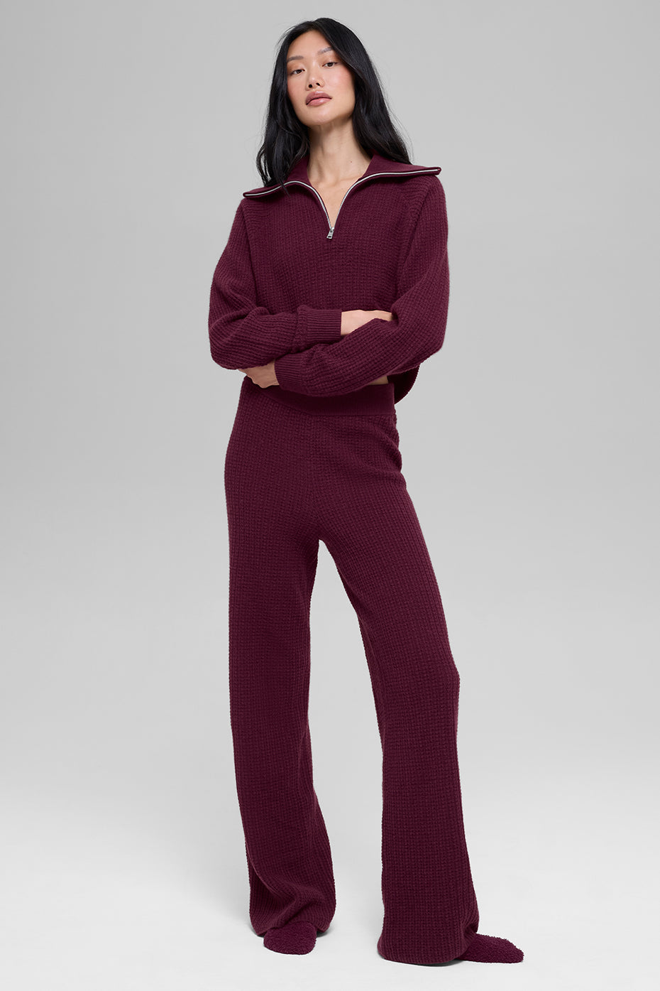 alo Cashmere High-Waist Plush Waffle Pant - Burgundy
