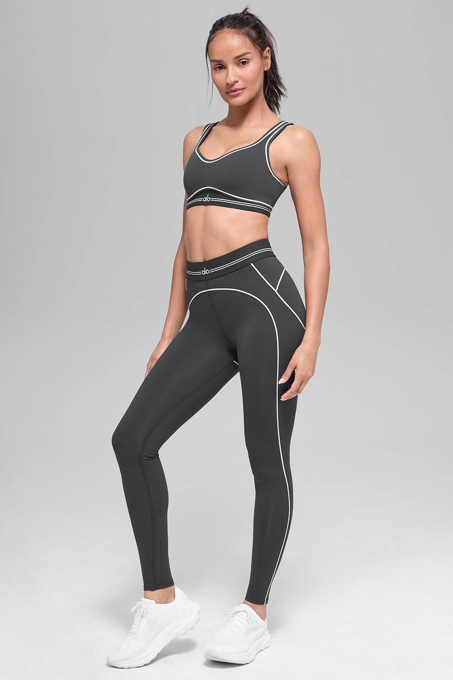 alo Airbrush High-Waist Heart Throb Legging - Anthracite/White