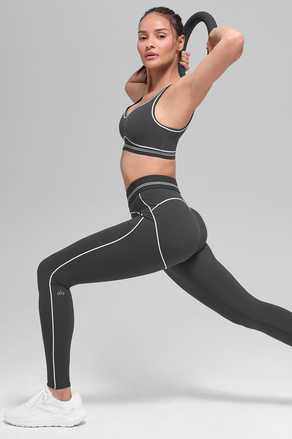 alo Airbrush High-Waist Heart Throb Legging - Anthracite/White