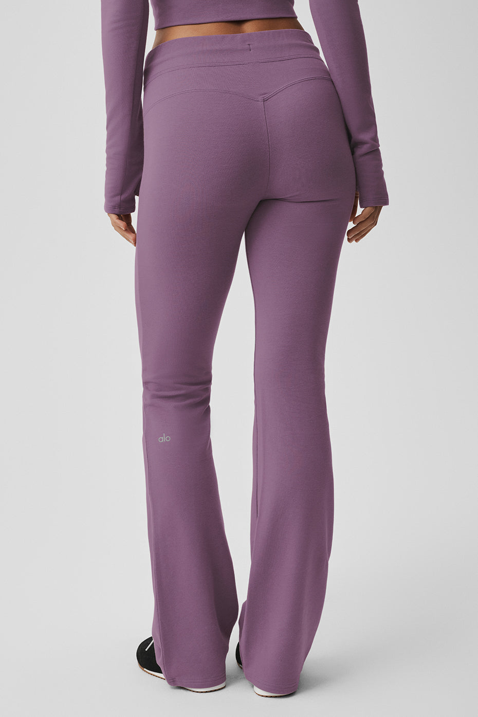 alo Sway Bootcut Sweatpant - Plum Kiss