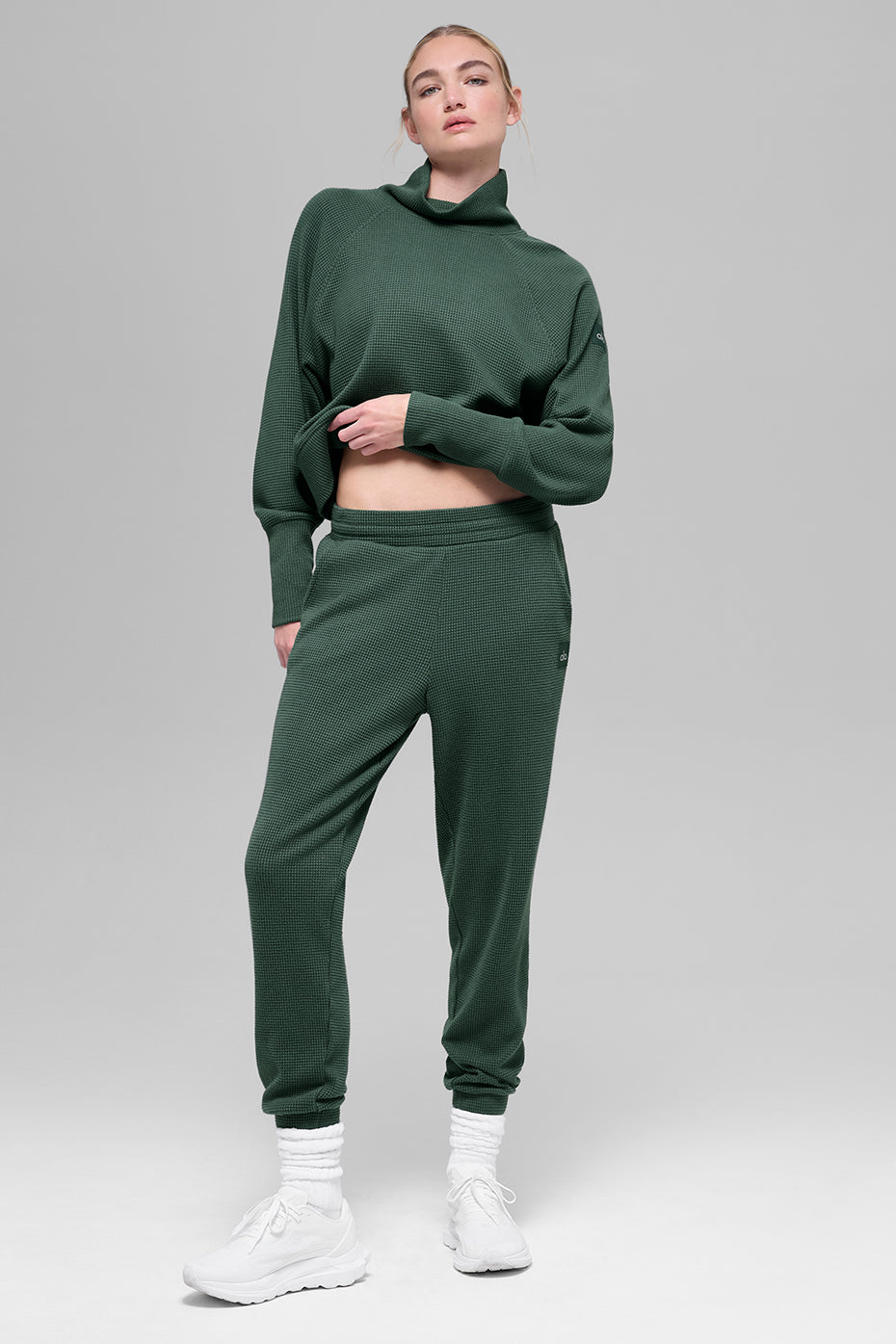 alo Waffle Weekend Escape Jogger - Clover Green
