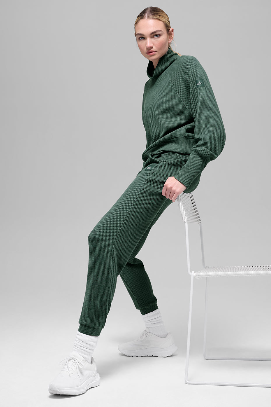 alo Waffle Weekend Escape Jogger - Clover Green