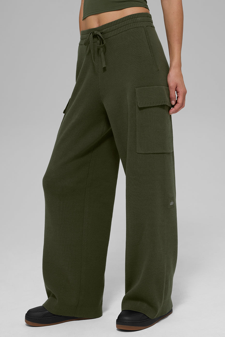 alo Scholar Knit High-Waist Cargo Pant - Green Olive