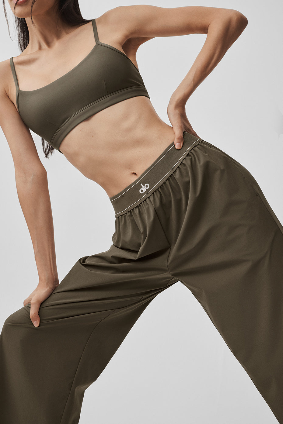 alo Suit Up Trouser (Regular) - Olive Tree
