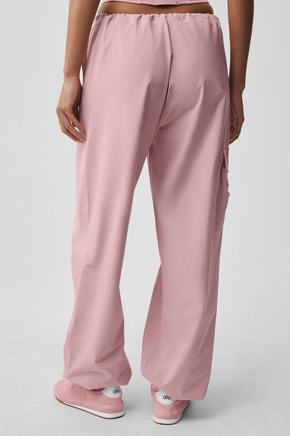 alo Low Rise Megastar Cargo Pant - Vintage Pink