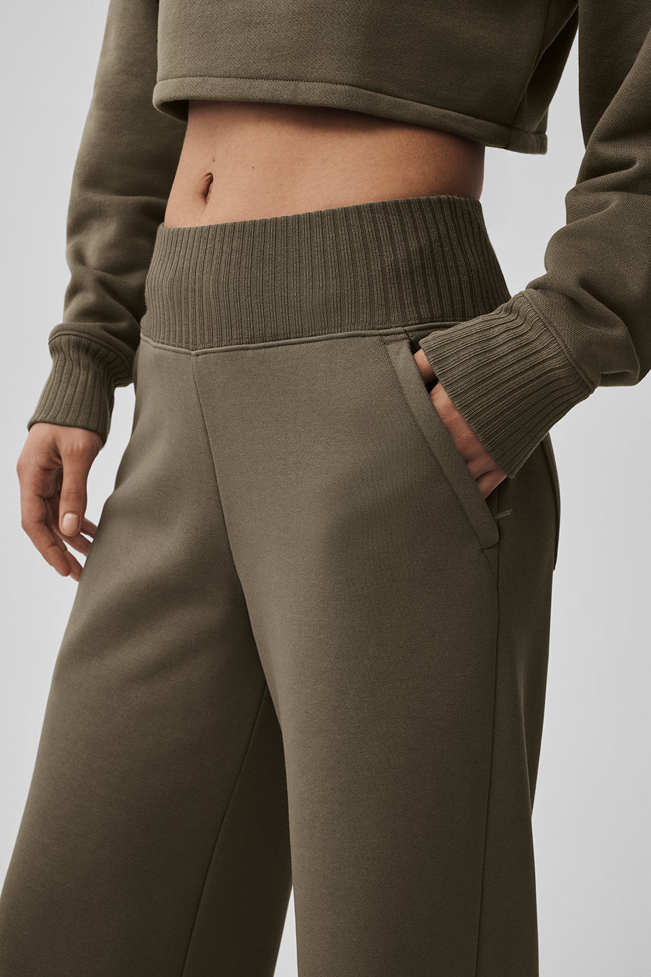 alo Serenity Wide Leg Sweatpant - Olive Tree