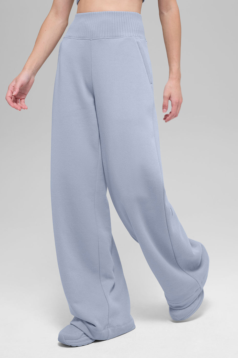 alo Serenity Wide Leg Sweatpant - Winter Frost