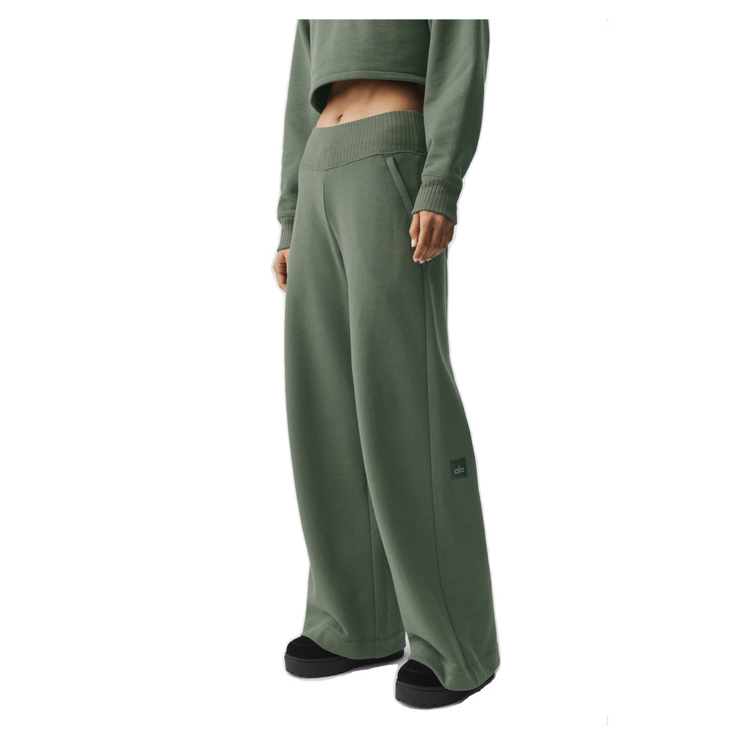 ALO Serenity Wide Leg Sweatpant - Bamboo Green