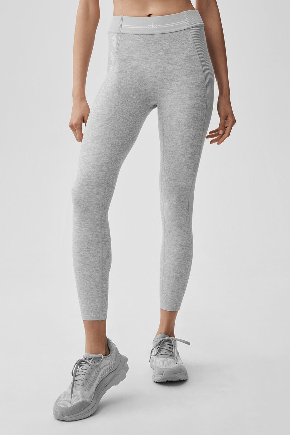 alo Alosoft High-Waist 7/8 Relay Legging - Athletic Heather Grey/White