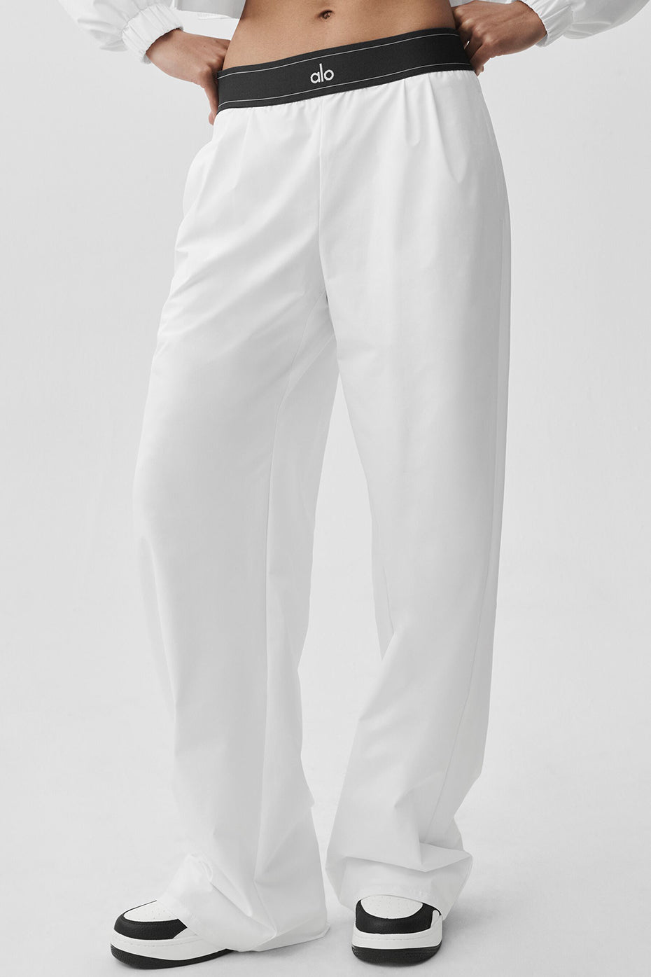 alo Suit Up Trouser (Long) - White/Black