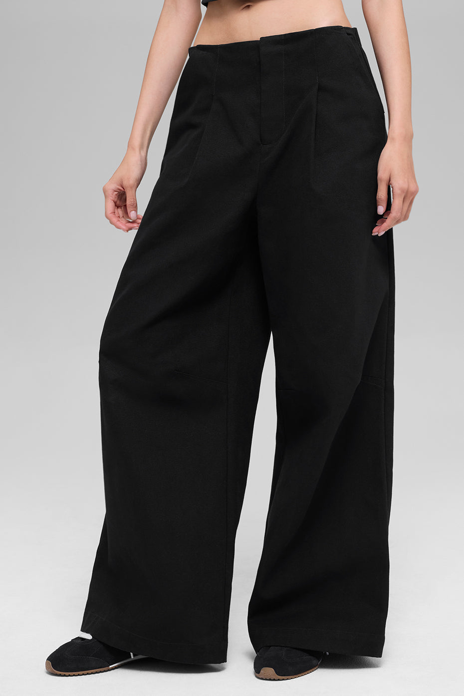 alo High-Waist Main Character Wide Leg Trouser - Black