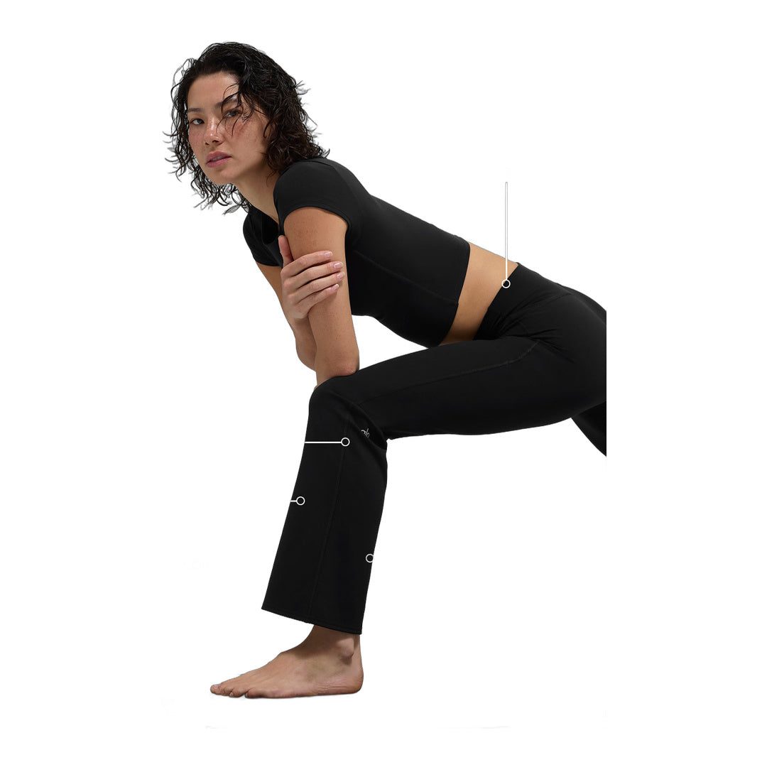 alo ALO Softsculpt High-Waist 7/8 Bootcut Legging - Black