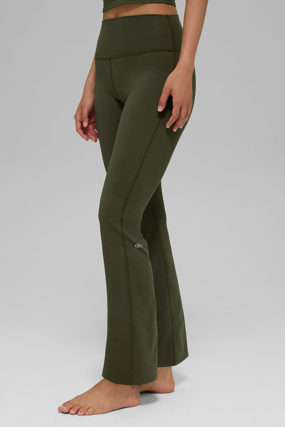 alo ALO Softsculpt High-Waist 7/8 Bootcut Legging - Green Olive