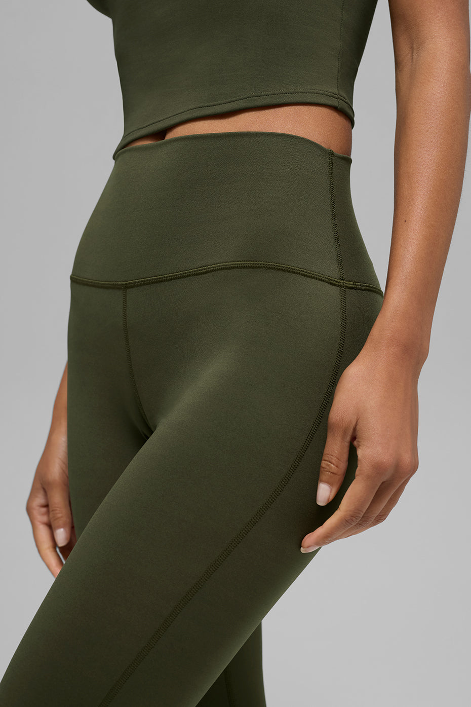 alo ALO Softsculpt High-Waist Bootcut Legging - Green Olive