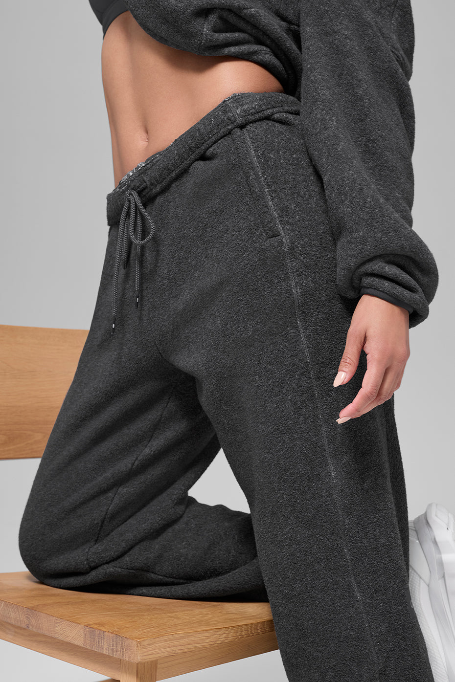 alo Polar Fleece High-Waist Retreat Jogger - Dark Heather Grey