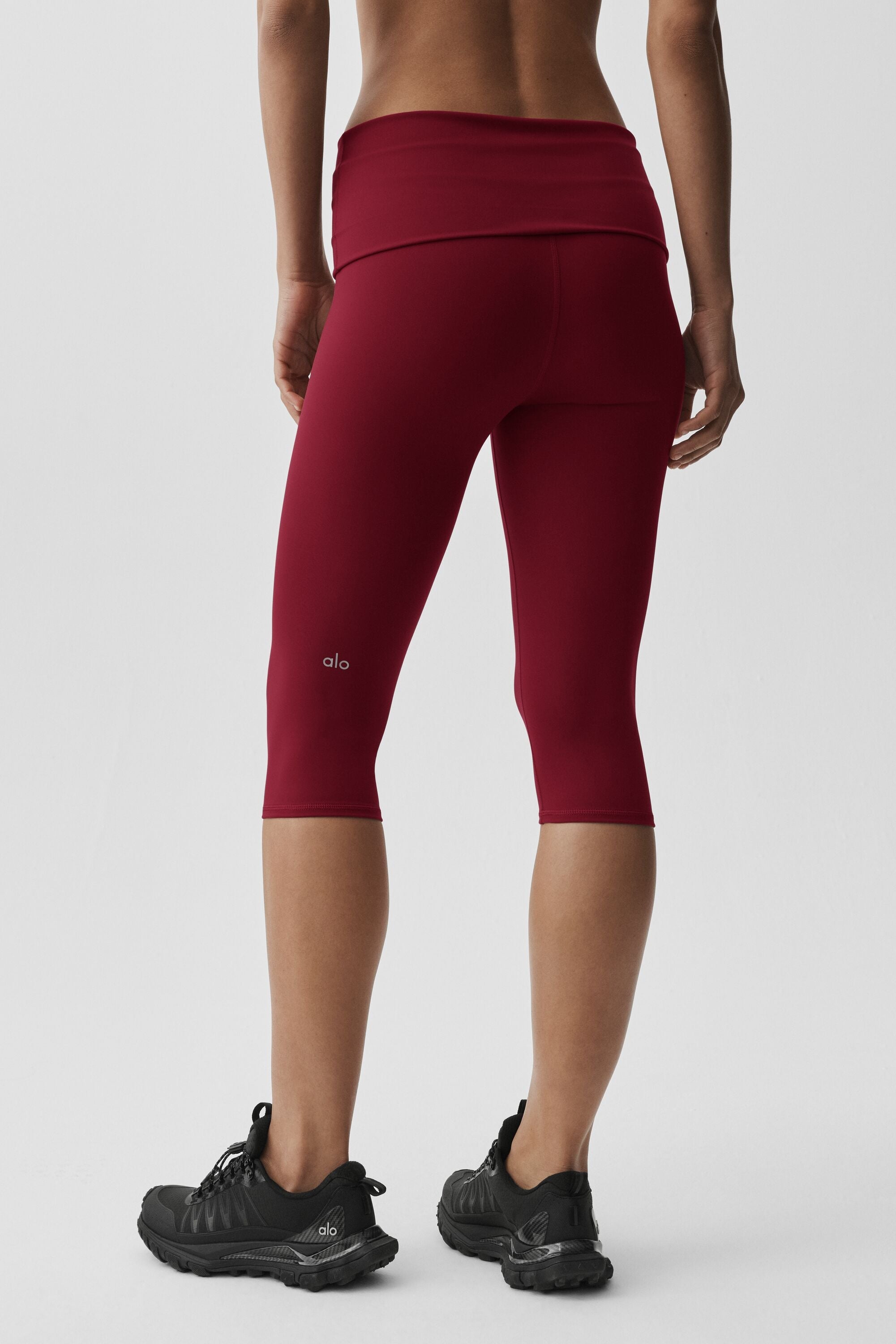 alo ALO Softsculpt Low-Rise Foldover Capri - Summer Romance Red