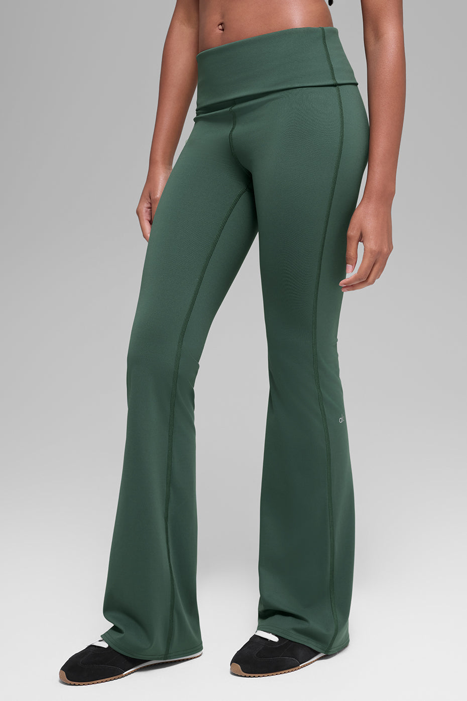 alo ALO Softsculpt Foldover Flare Legging - Clover Green