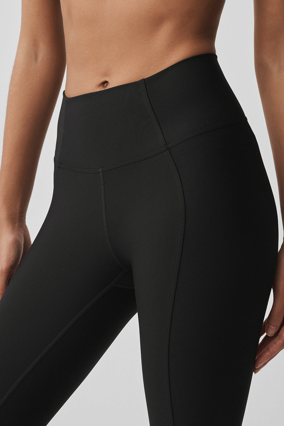 alo Airlift High-Waist 7/8 Fine Line Legging - Black
