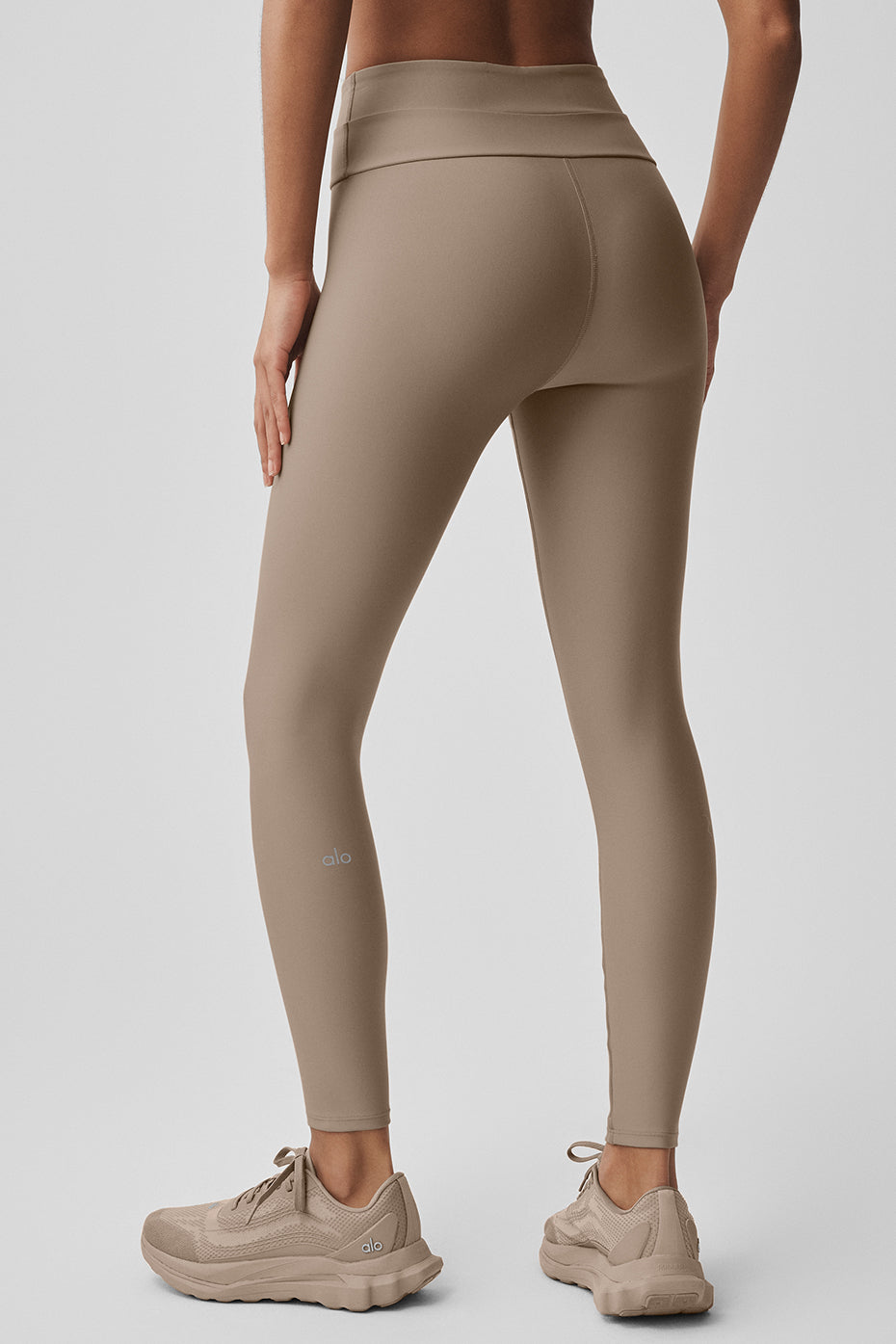 alo Airlift High-Waist 7/8 Horizon Legging - Gravel