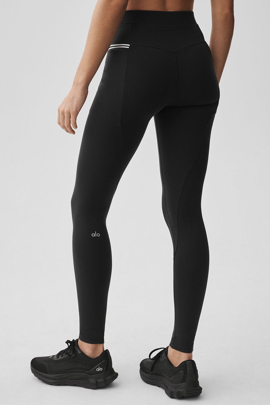 alo Airbrush High-Waist Fast Track Legging - Black/White