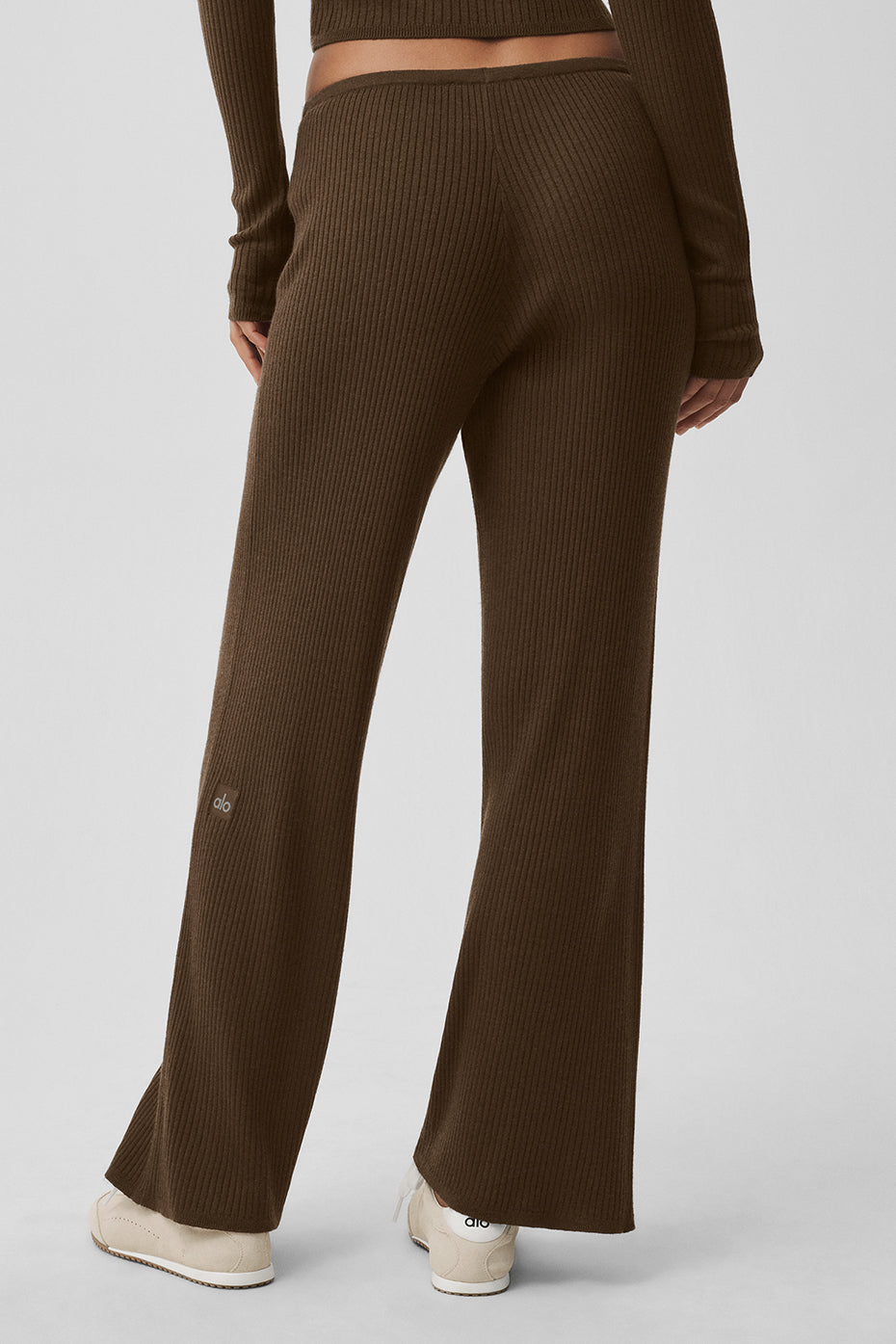 alo Sweater Knit Mid-Rise Unwind Wide Leg Pant - Espresso