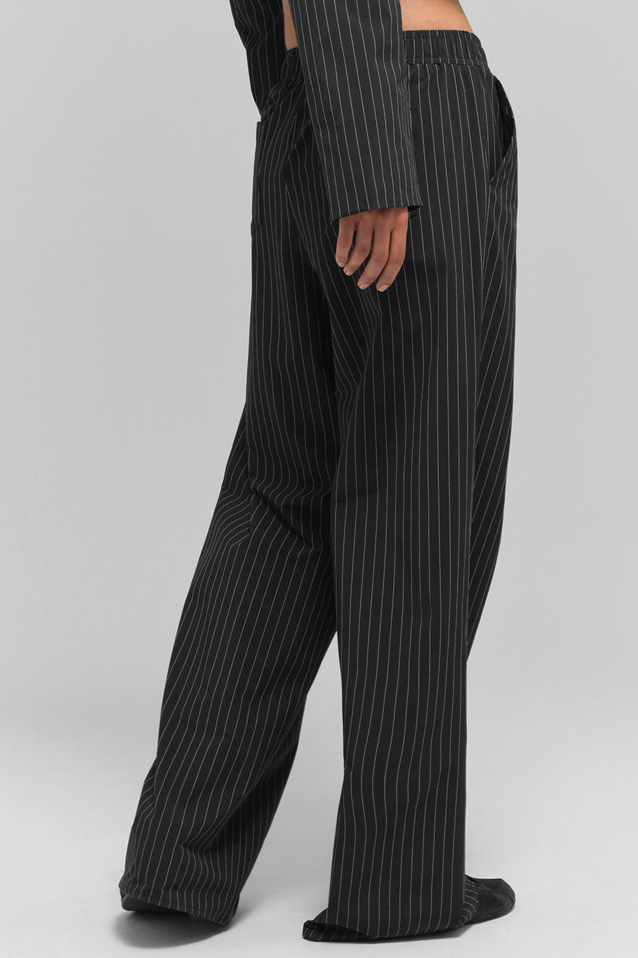 alo Pinstripe Daylight Boxer Pant (Long) - Black/Titanium