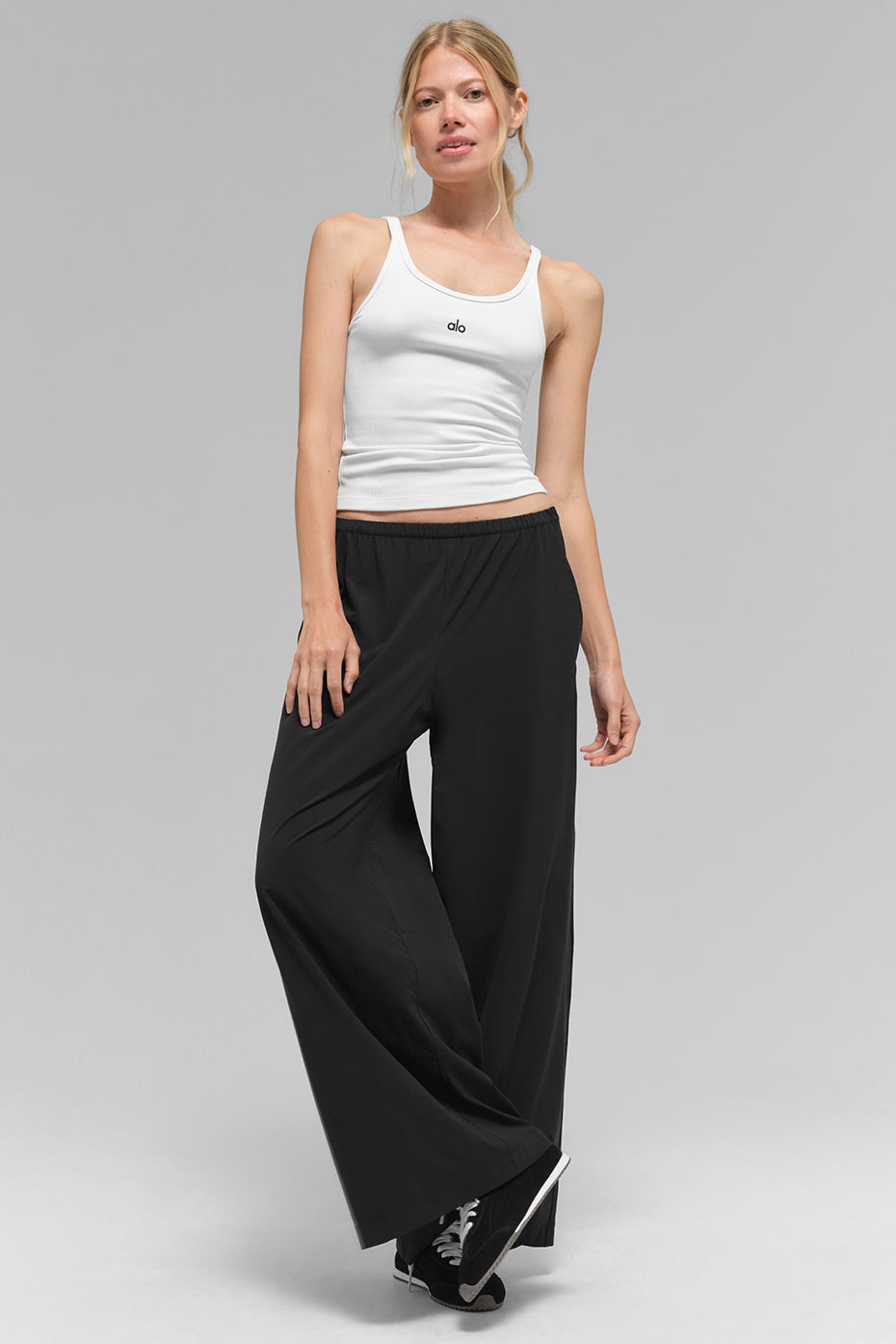 alo Breezy Wide Leg Pant (Regular) - Black