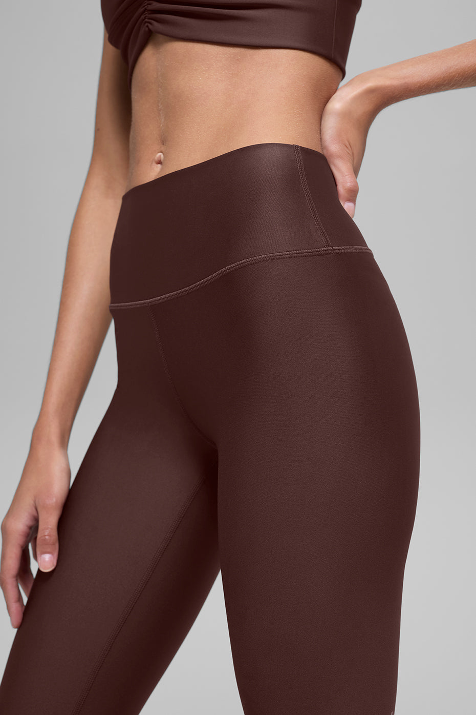 alo 16'' High-Waist Airlift Capri - Brownstone