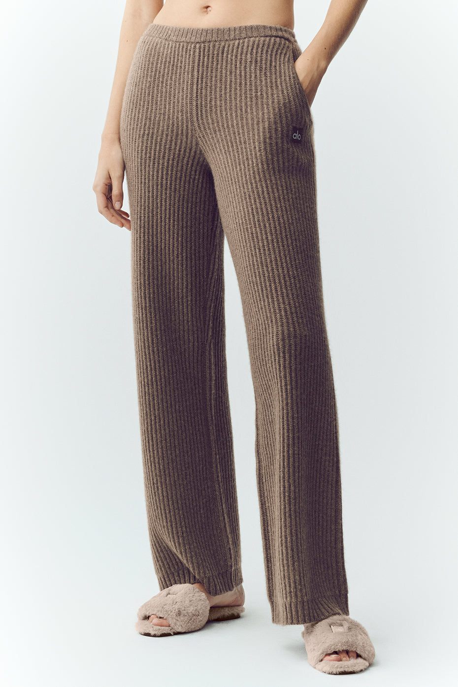 alo Cashmere High-Waist Northstar Straight Leg Pant - Alpine Cocoa Heather