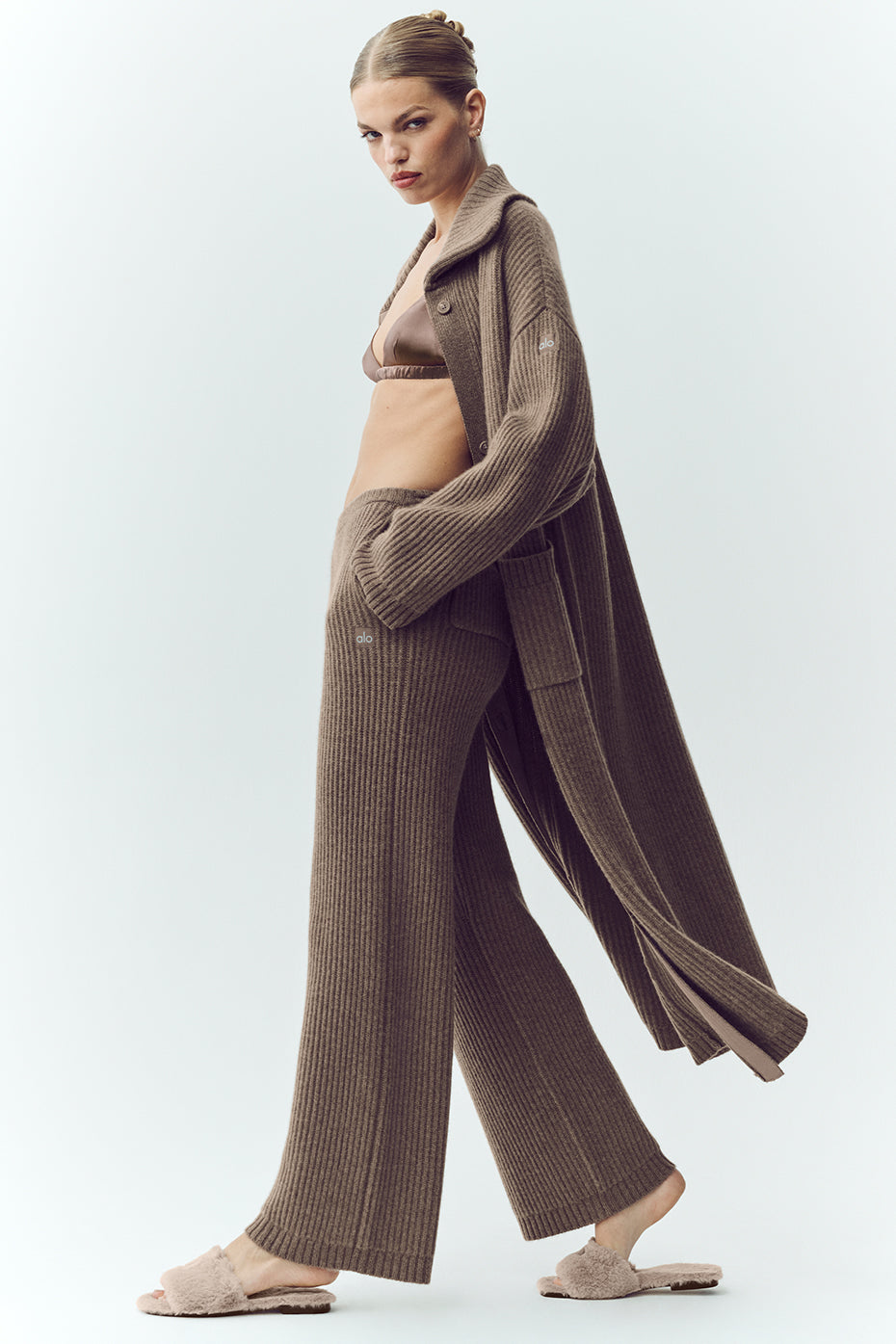 alo Cashmere High-Waist Northstar Straight Leg Pant - Alpine Cocoa Heather